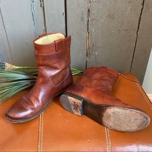 Frye Paige Short Riding Boots Red/Brown Pull On